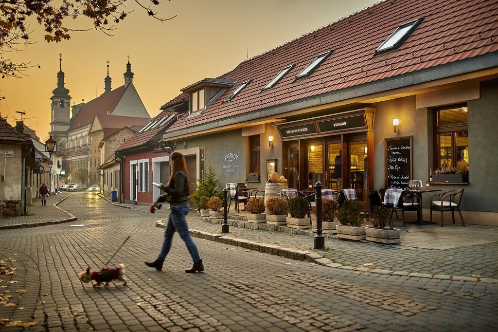 Pension & Restaurant Patriot Trnava Bed & Breakfast Exterior photo